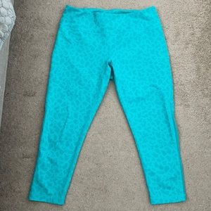 Zella Teal Crop Leggings